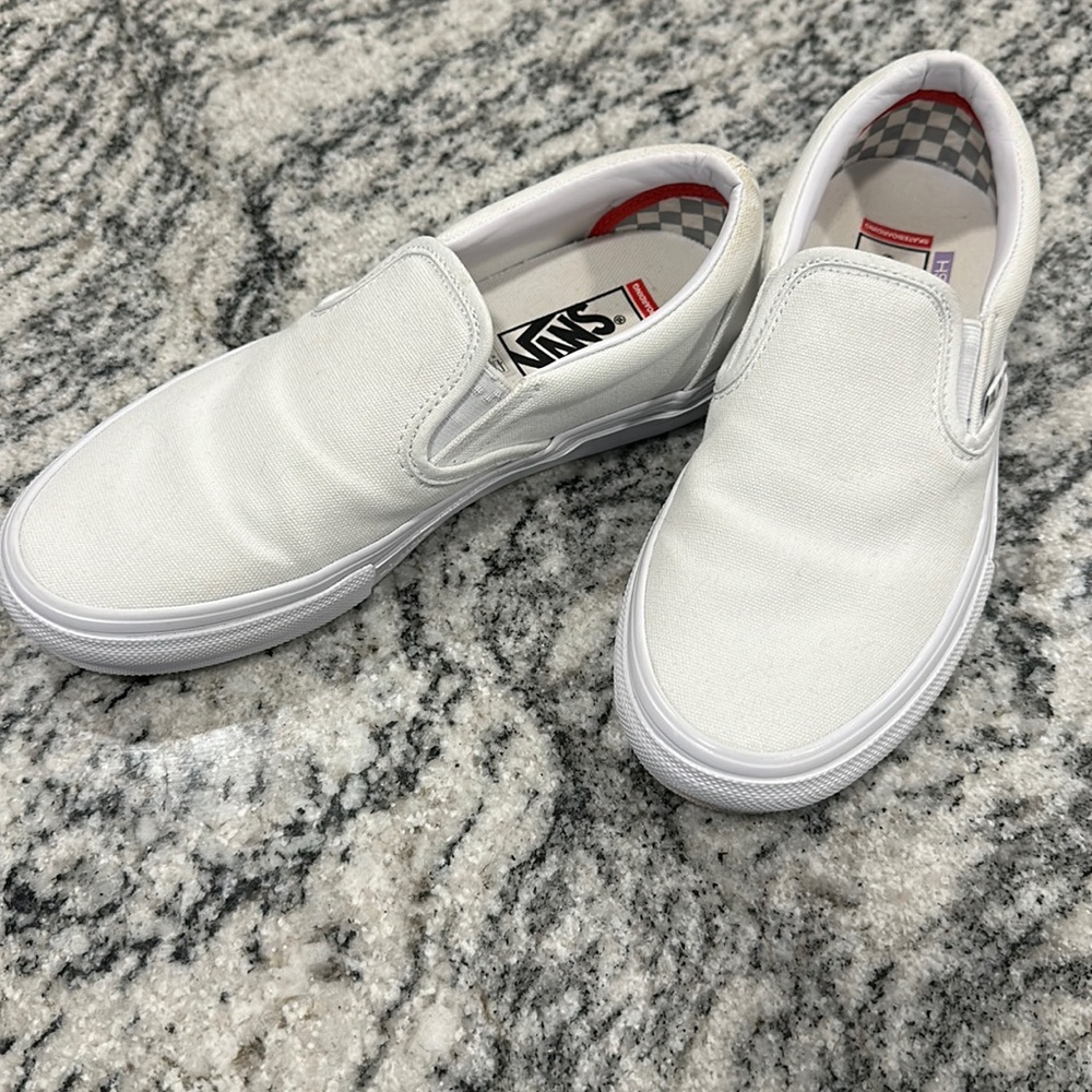 Van slip on. Only worn once.